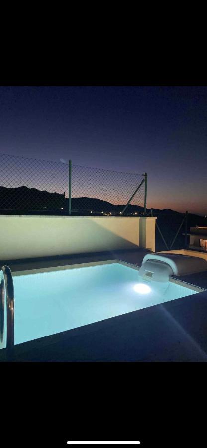Atico Con Piscina Privada Y Zona Chill Out Apartment *